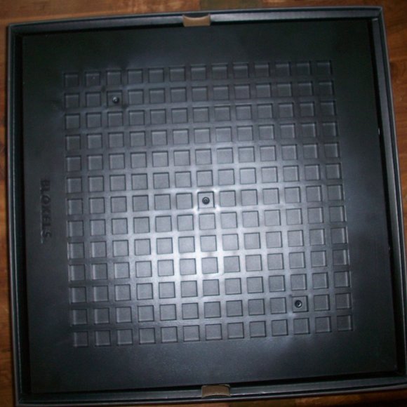 Bloxels Build Your Own Video Game STEAM STEM Educational Design 320 Block unused - Picture 3 of 6